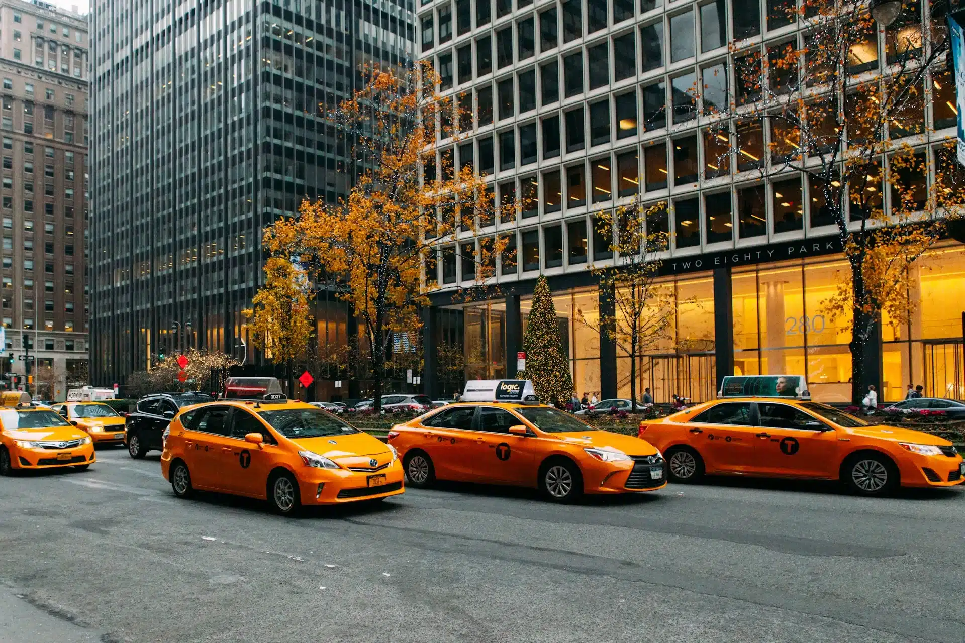 Read more about the article Understanding Your Rights and Responsibilities After a Taxi Accident