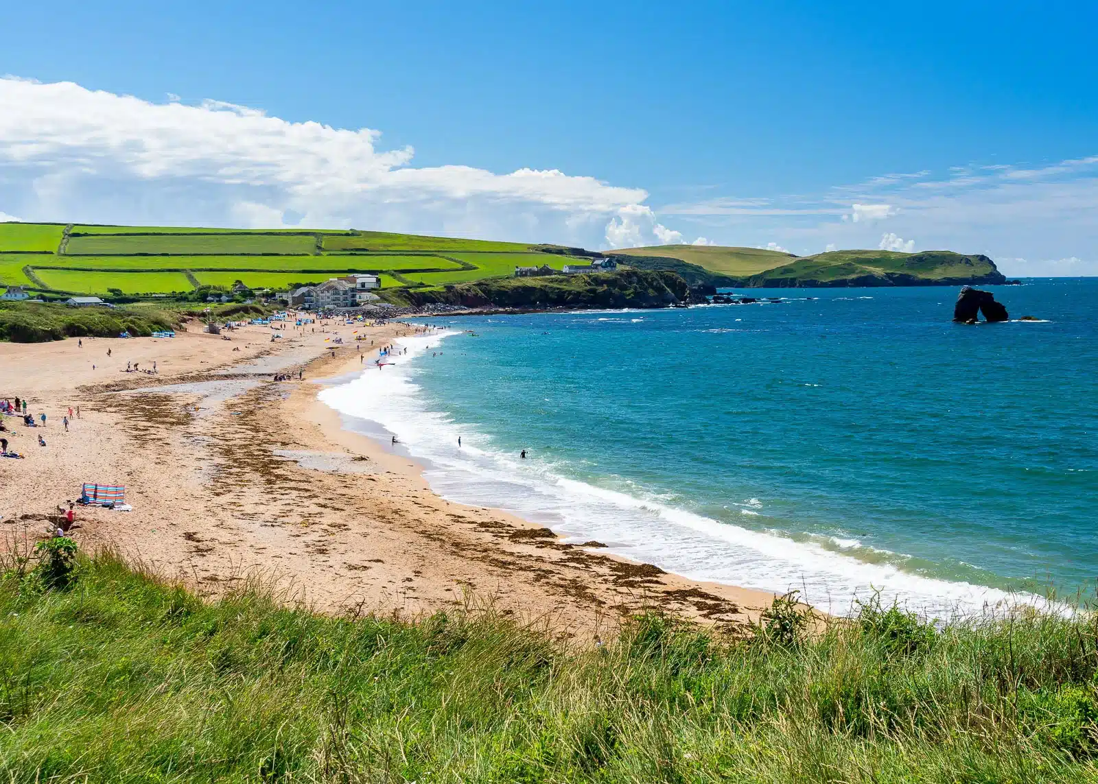 You are currently viewing Thurlestone, Devon: Travel Guide & Things To Do