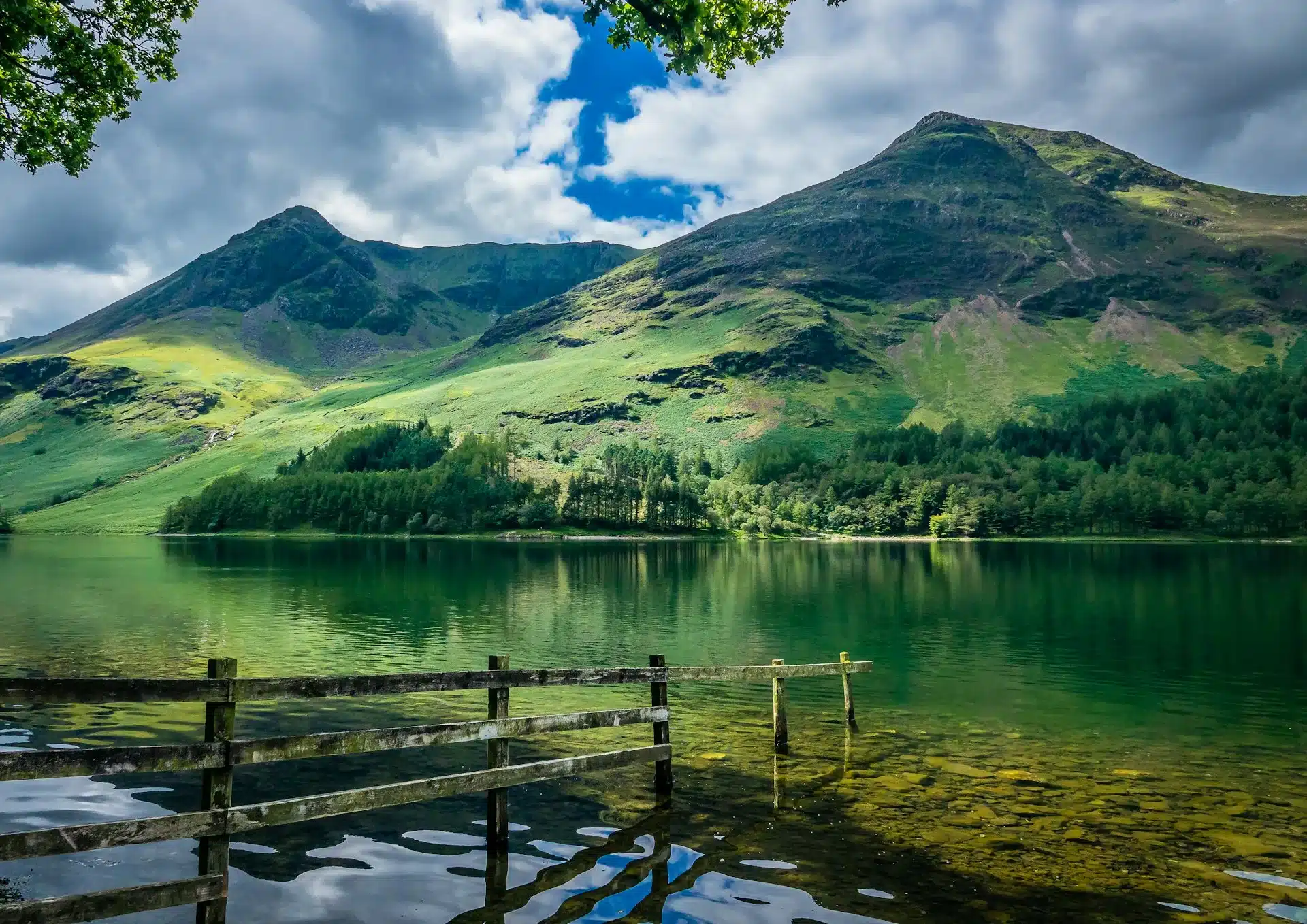 You are currently viewing Why you should visit the Lake District over the bank holiday weekend