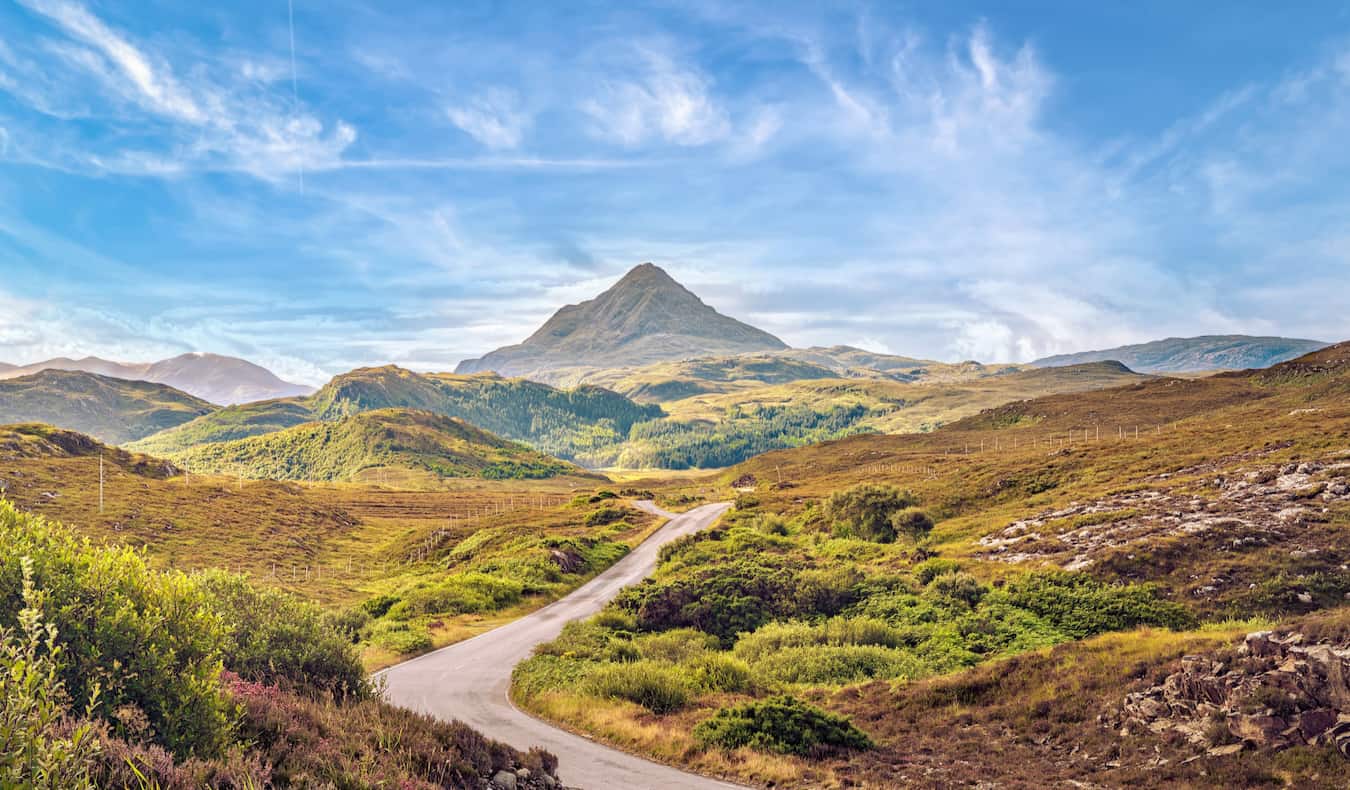 You are currently viewing 10 Scotland Road Trip Tips to Know Before You Go